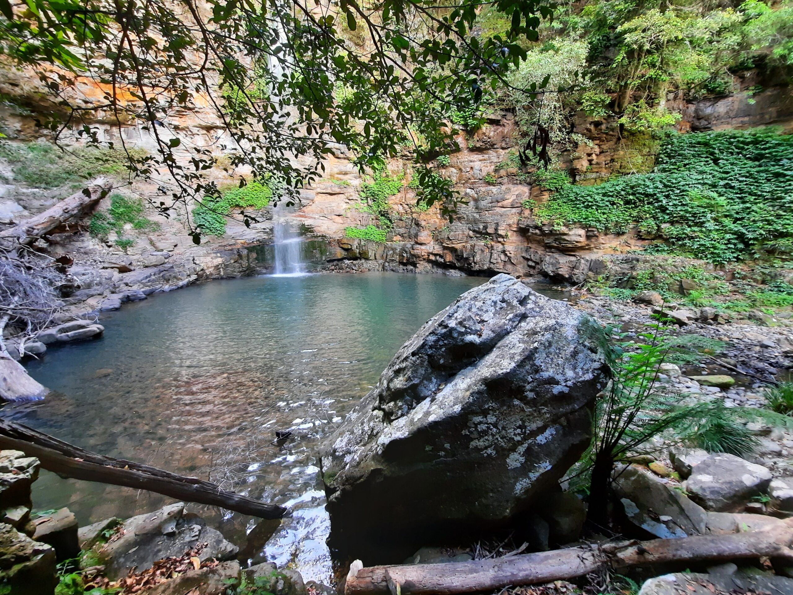Waterfall - Macquarie Pass NP